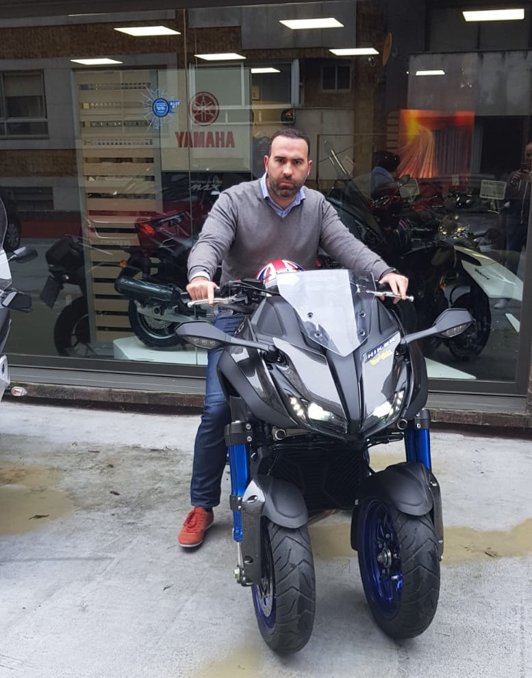 Yamaha Niken, la moto que ya está en la flota de Galiciamotorent - Galicia moto rent